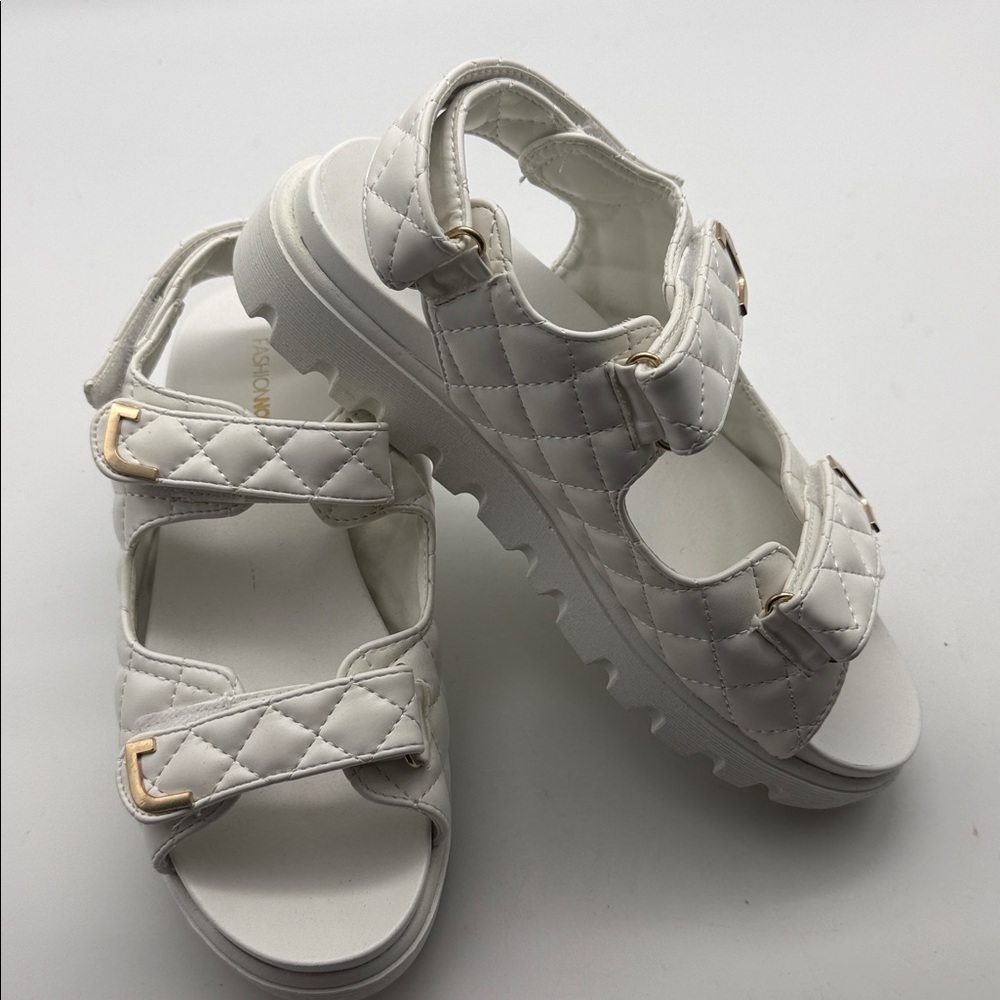 FASHION NOVA Quilted White Platform Sandals.